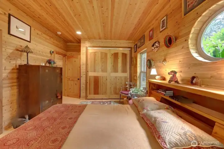 Closet like the one found in the 1st guest suite.