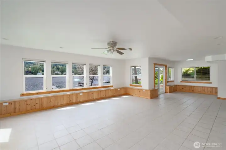 Lower level large entertaining area