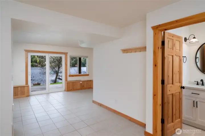 Lower level easy access to the lake