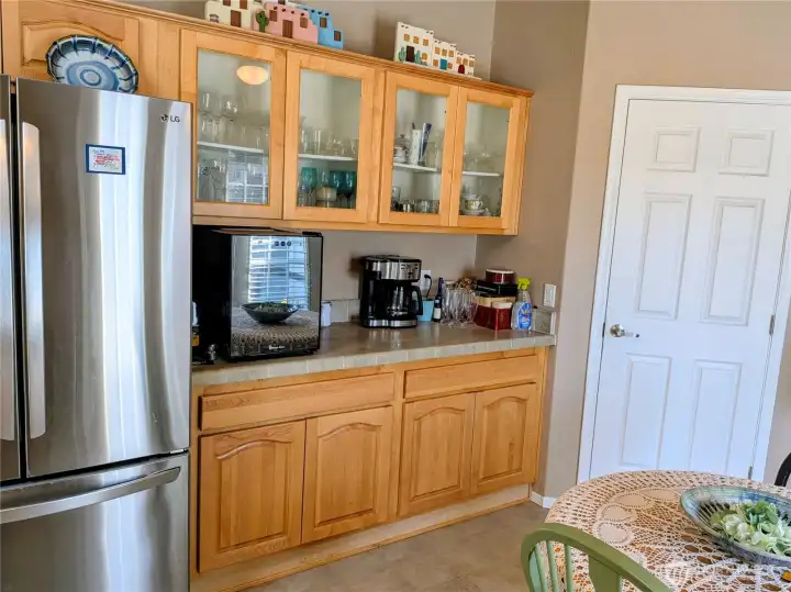 Coffee/Bar/Buffet - walk-in pantry to the right.