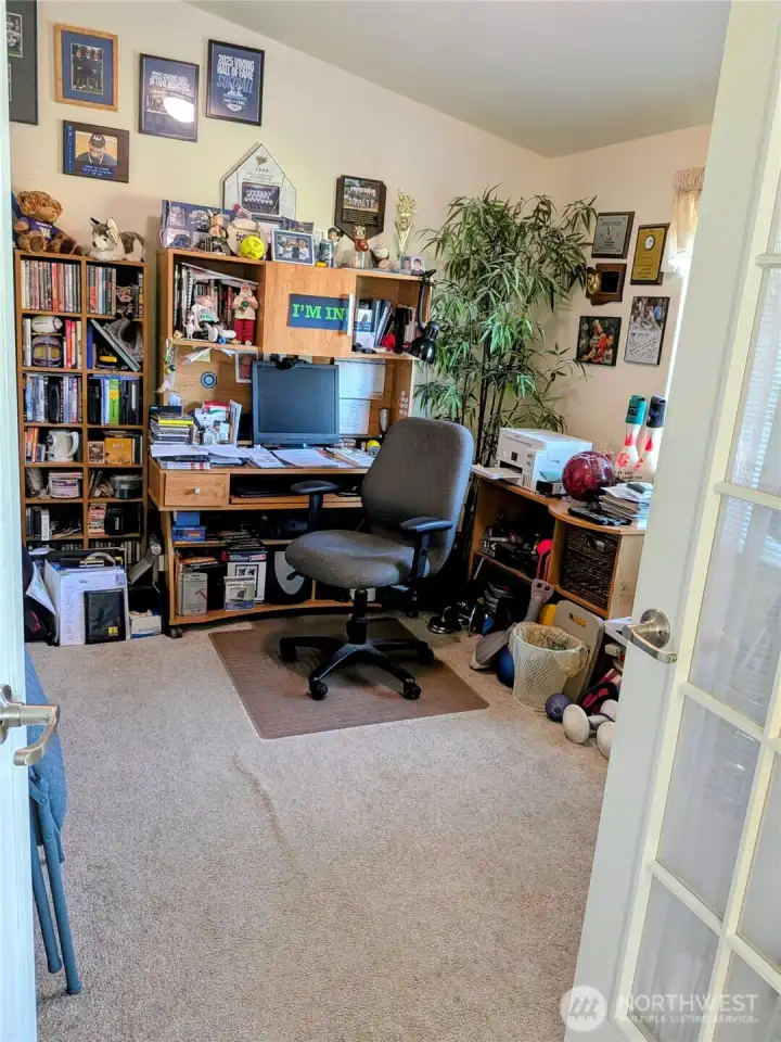 Third bedroom, currently used as an office.