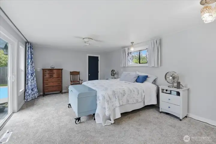 Primary bedroom