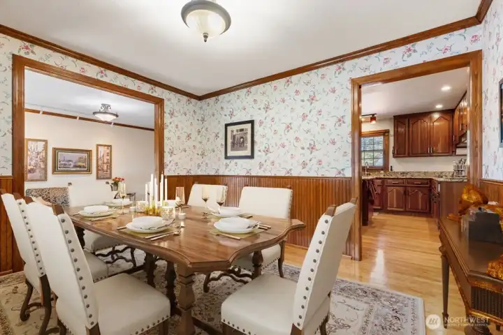 dining room to kitchen - virtual dining room to kitchen - virtual