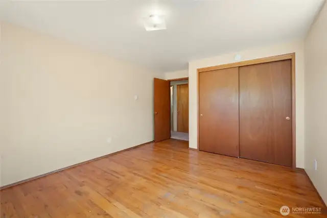upper unit bedroom 1