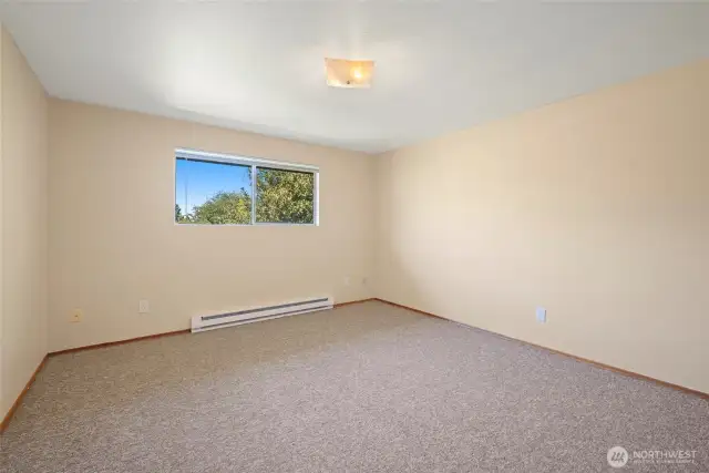 upper unit bedroom 2