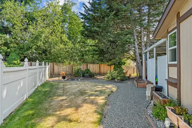 The lattice around the patio gives extra privacy from your neighbors.