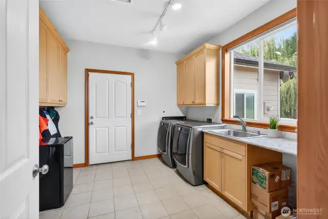 Large Utility Room Off of Garage W/Sink