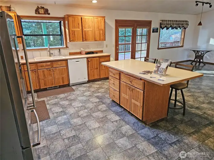 Ample prep space in the well arranged kitchen