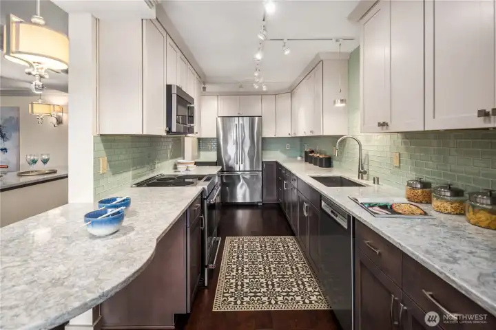 Large updated kitchen