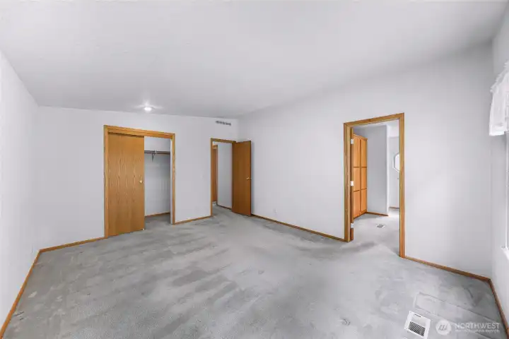 Primary bedroom with Large closet