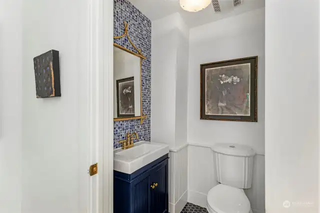 Beautiful Victorian bathroom with era-specific accents.