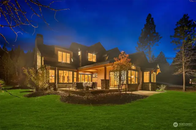 Architectural brilliance at it's best with this Tumble Creek golf home!