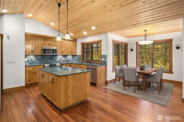 Perfect breakfast nook area off of the kitchen with great views of the Golf Course.