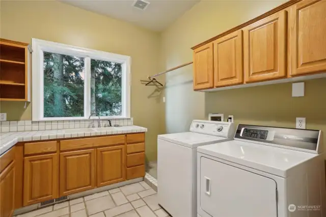 Main level laundry room