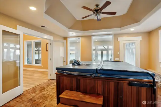 Hot tub room with views