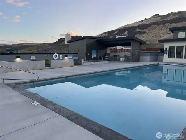 Pool deck area for entertaining your friends