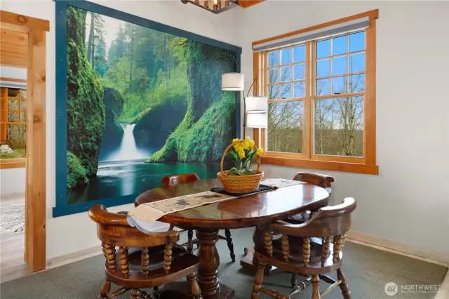 The window-like wallpaper is a picture of "The Punch Bowl" in the Pacific Crest Trail.