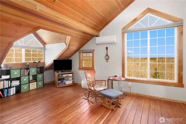 Mountain views, stunning quality, 100-year old cedar ceilings, mini-ductless to warm/cool you, and wow!
