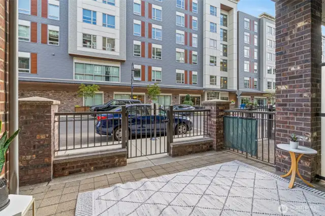 No elevator needed here! Enjoy prime access to all Point Ruston has to offer- waterfront, shopping, dining and more! Your DEDICATED parking spot is just outside your gate