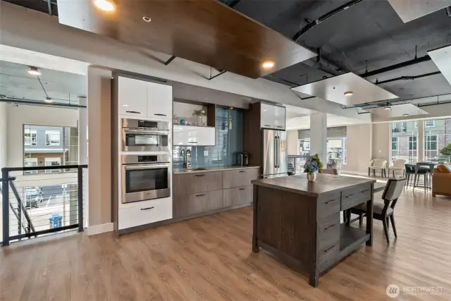 Residents have exclusive access to the third-floor community room. Use at your leisure or reserve for you next gathering.