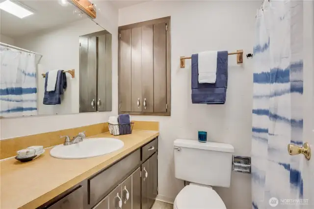 Main Bathroom