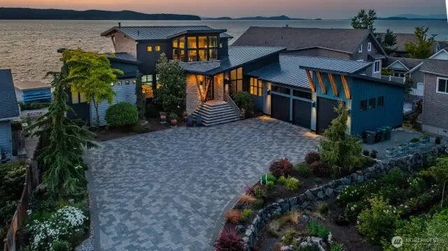 Spectacular waterfront custom home