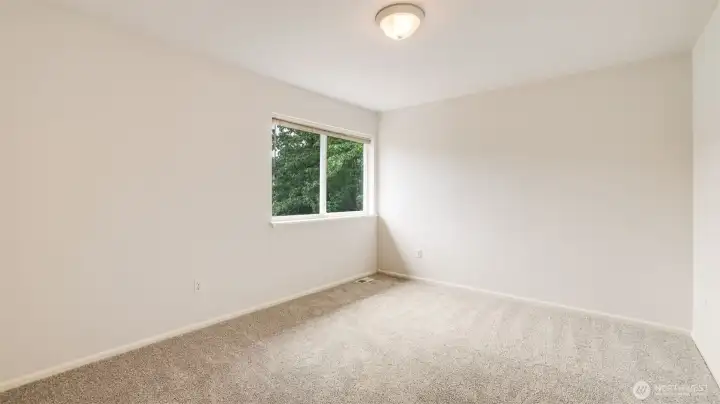 Upstairs guest bedroom #1