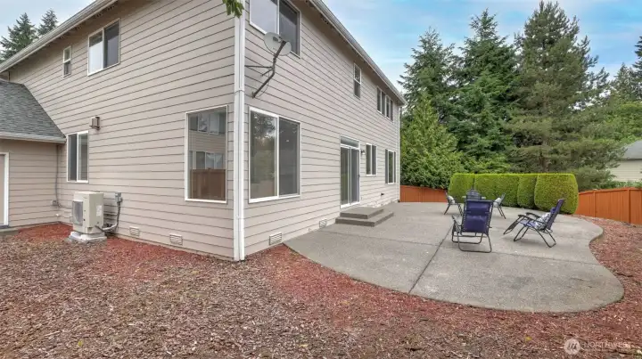 Surrounding the home, you'll find plenty of dirt and bark areas—ideal for gardening and creating your dream landscape. Abundant windows throughout the house bring in natural light from every angle, and a brand-new fence provides privacy and security