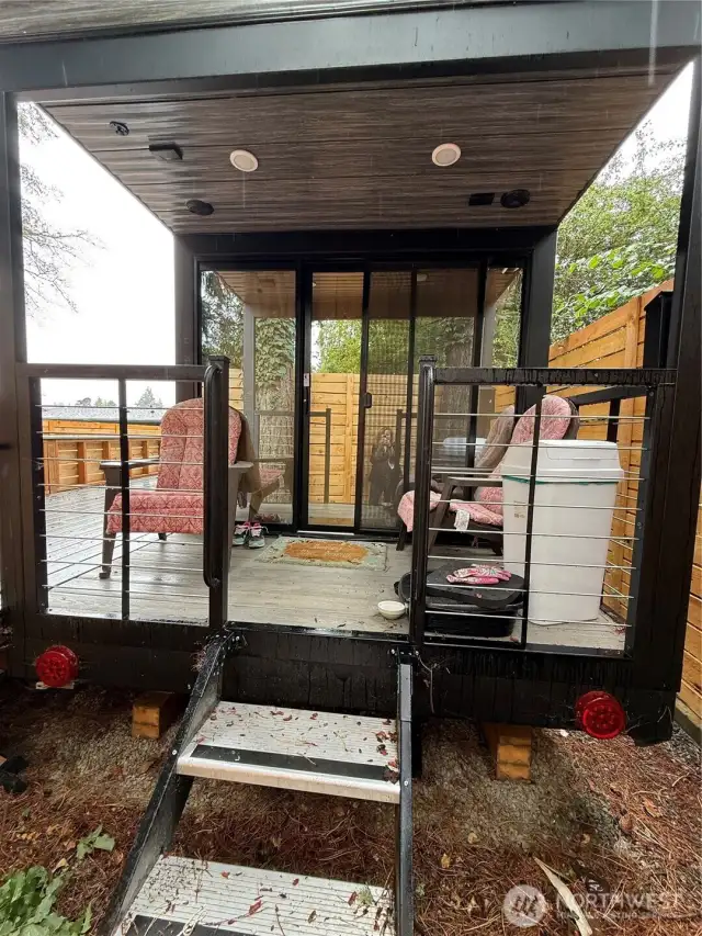 Tiny house entrance