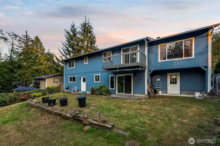 Room on lower right is the storage/garden room addition