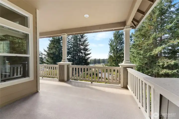 Front deck that looks out to the valley