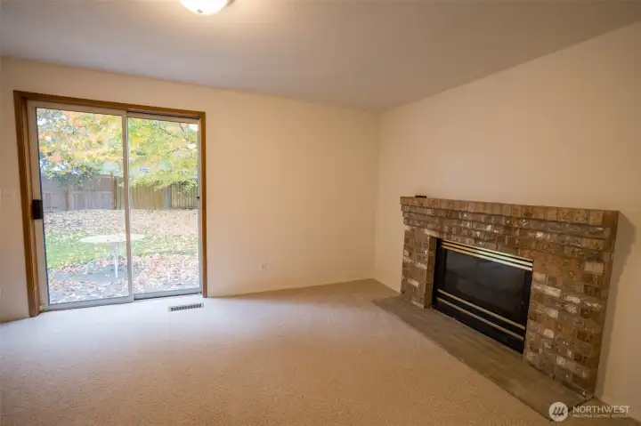 Bonus Room with FP and sliding glass door to back yard