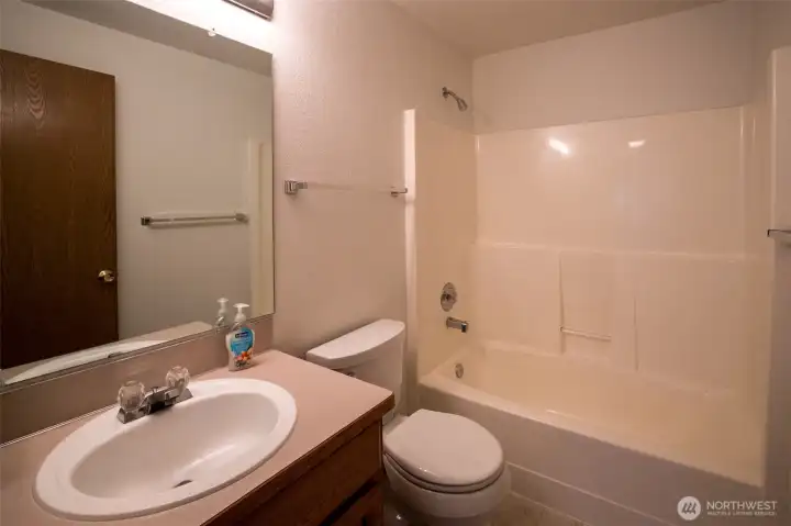 Main Bathroom Upstairs