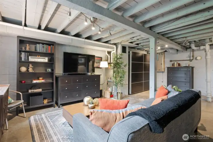 Lots of space for an open office, closet storage and more.