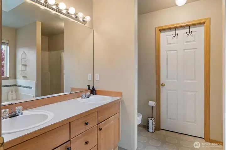 Primary Bath and walk in closet
