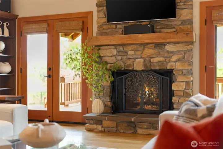 Let’s stop for a moment to admire the stunning, hand-crafted rock fireplace. Yes, it’s an actual wood fireplace!