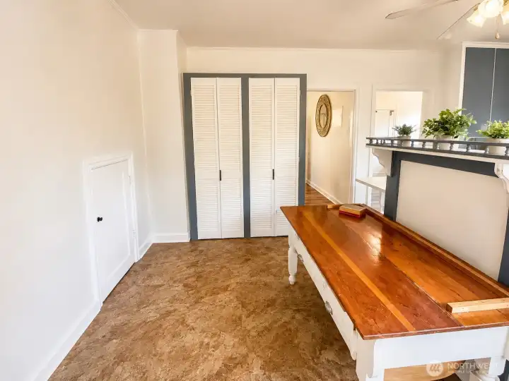 Eating Space in Kitchen Eating Space in Kitchen