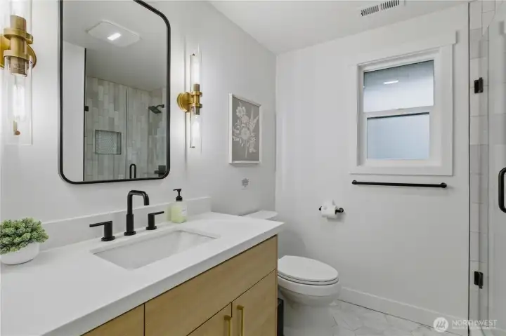 Upstairs Bathroom Upstairs Bathroom