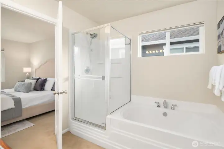 5-piece master bath