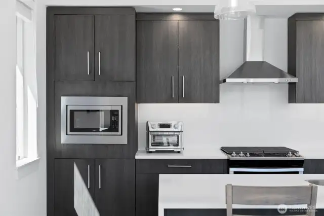 Custom Cabinetry, Chef's Kitchen