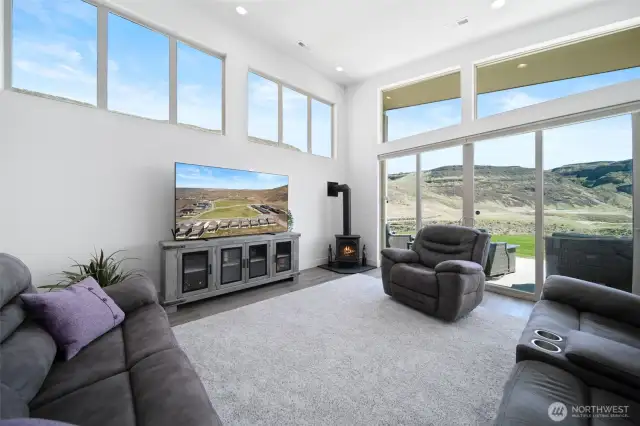 Open Concept, Large Picture Windows, Natural Light