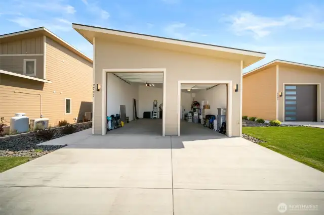 Two Car 750sf Garage/Shop w/ 10' Door