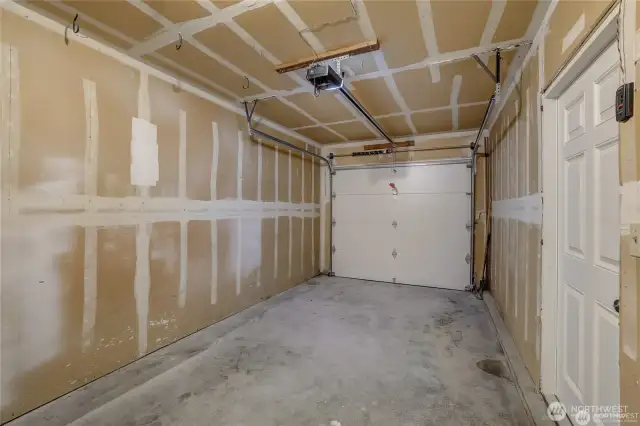 Garage (Facing West)