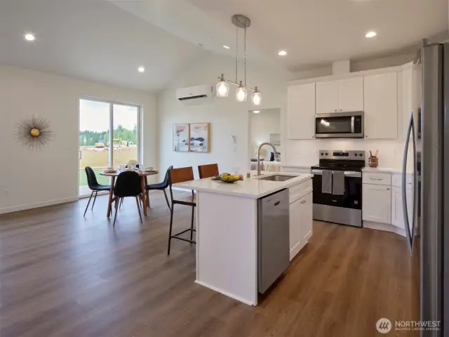 Kitchen/Dining