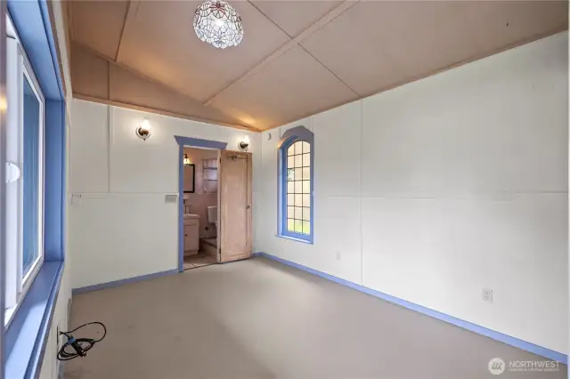 Interior of the 349 cabin, with 3/4 bath.