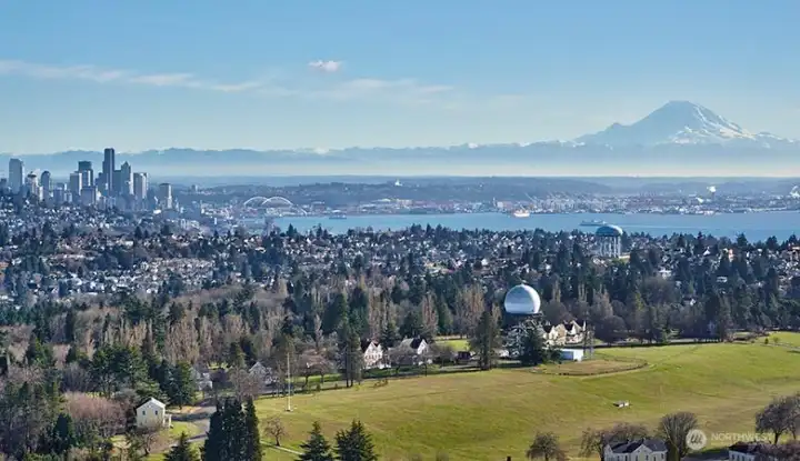Discovery Park View of Mount Rainier