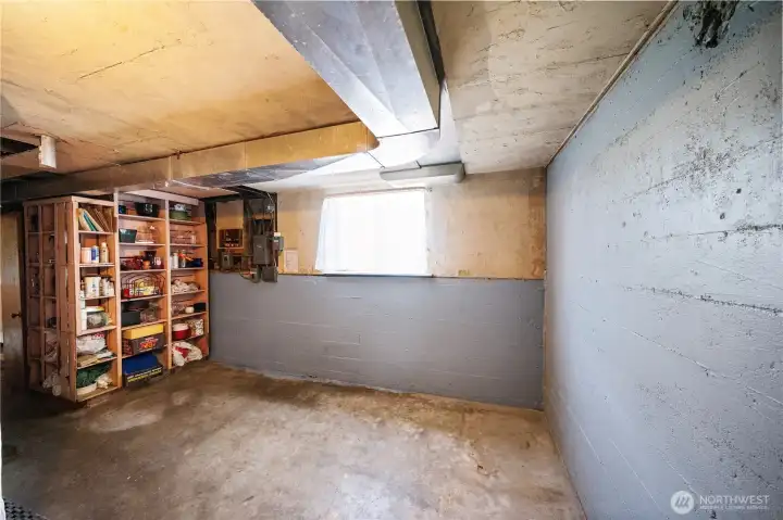 Lower level of 1180 sqft to be completed renovaed. The window take out and put slider for 4 bedroom or living or bonus room