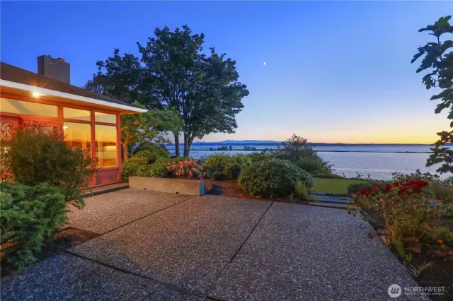 604 Maulsby Lane on a 20,000 square foot lot.
