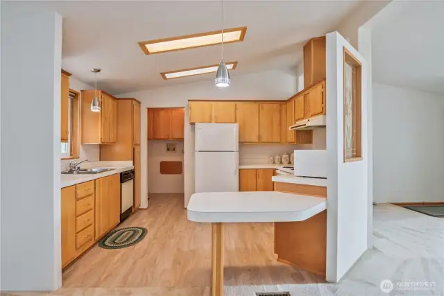 Eat in kitchen