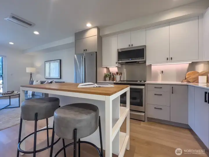 Spacious eat-in kitchen with ample storage